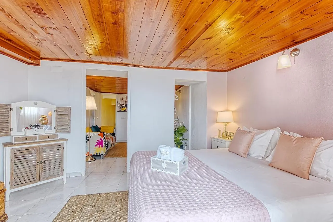Appartamento Inloveapartments - Dolls House At Downtown Lisbona